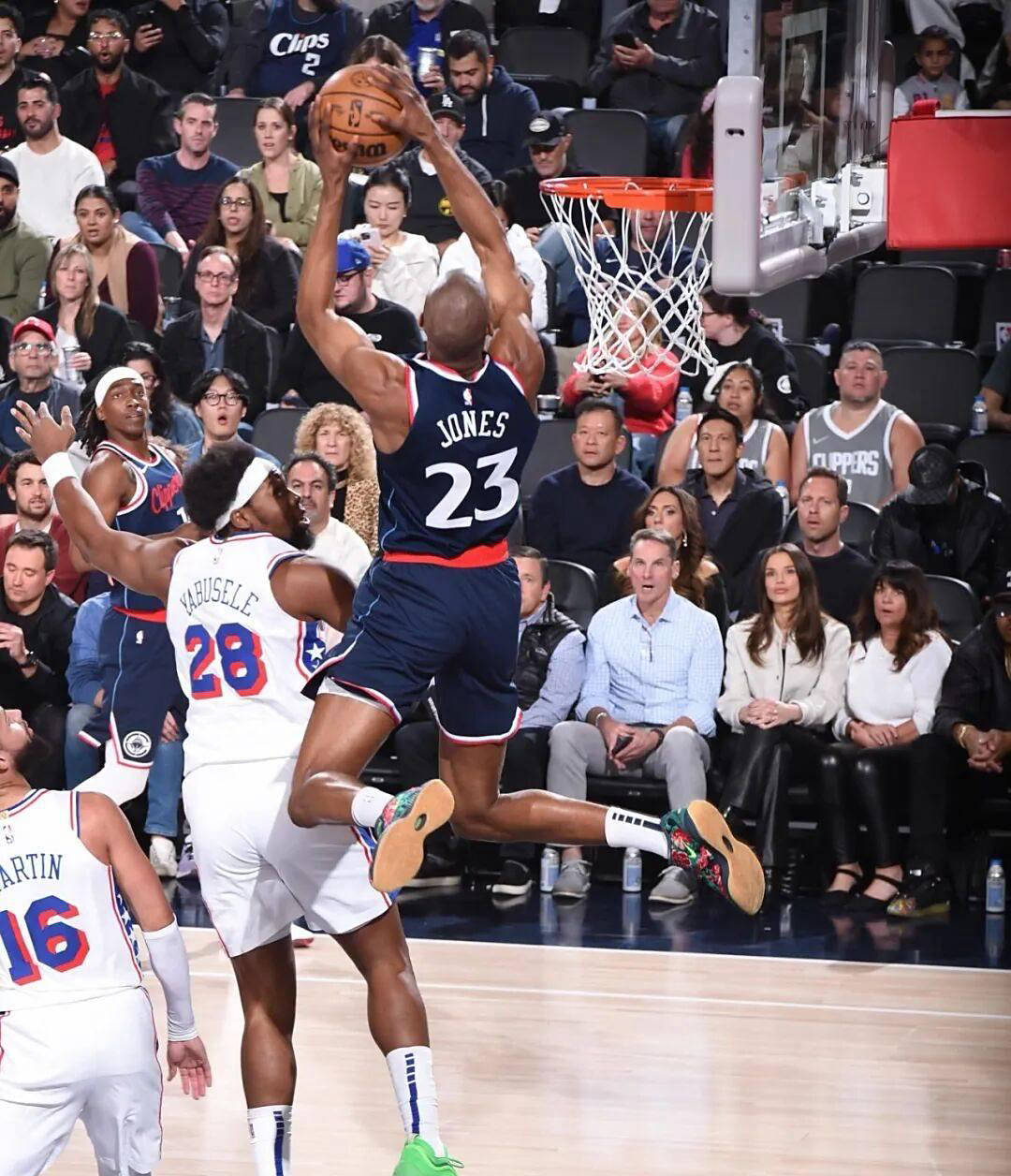 NBA球员凯-琼斯加盟土耳其球队
