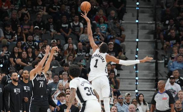 马刺突发！文班亚马受伤停赛！或缺席NBA各大奖项